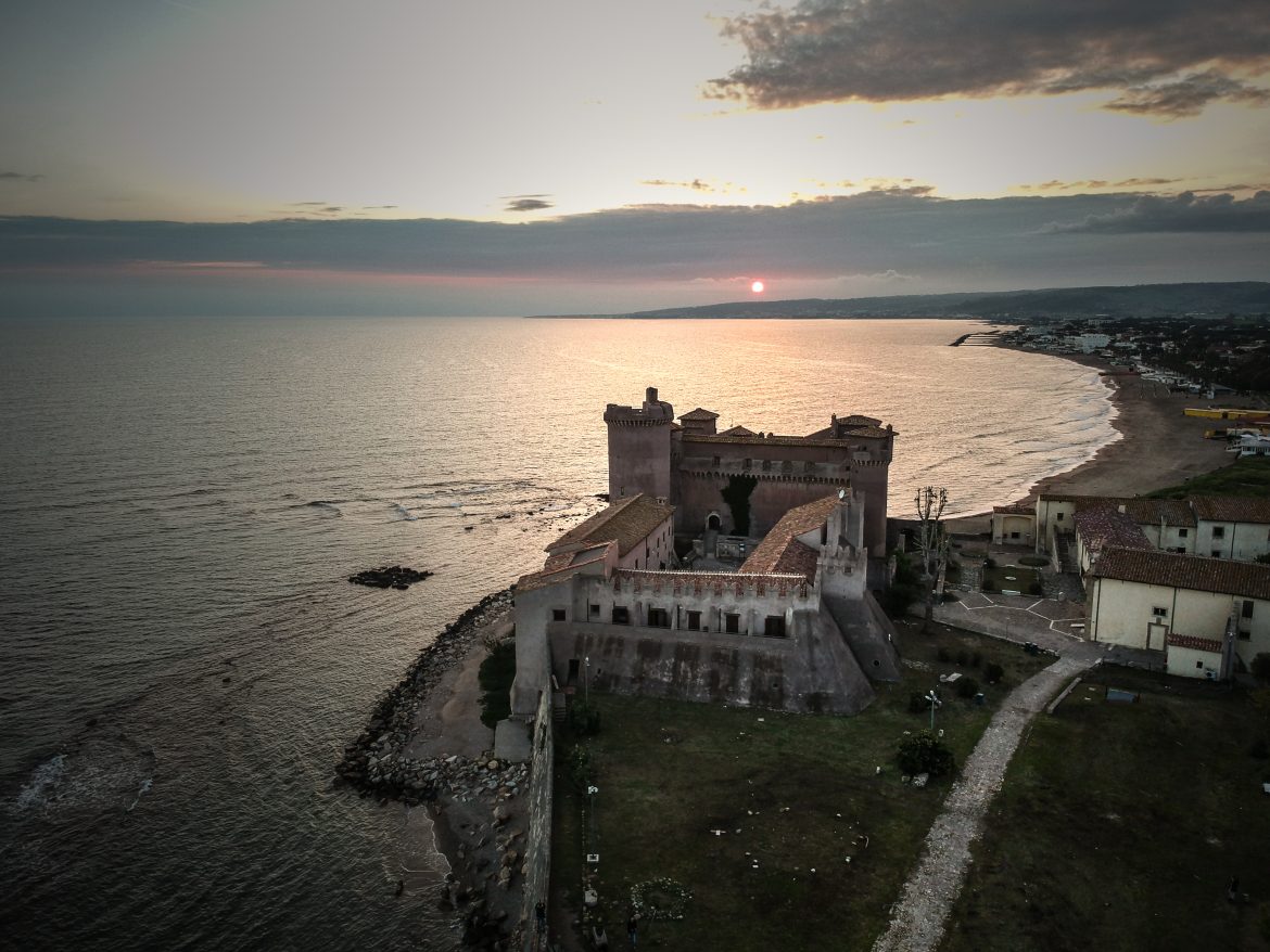 Si conclude la rassegna estiva al castello di Santa Severa all’insegna del tutto esaurito